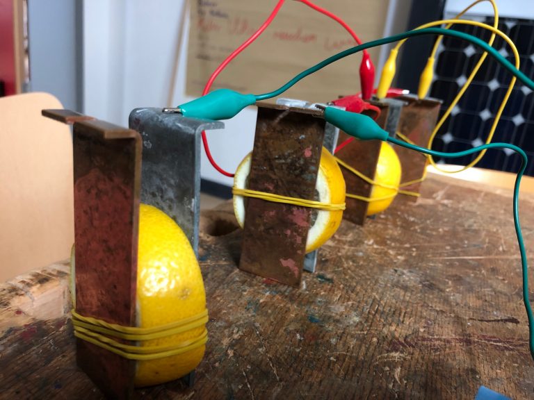 Mehr über den Artikel erfahren Making in der Schule