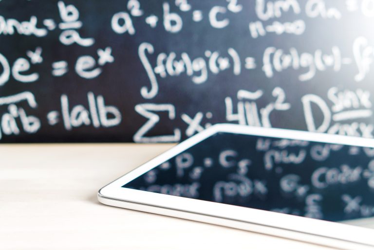Mehr über den Artikel erfahren Ständige Wissenschaftliche Kommission der KMK fordert (Pflicht-)Fach Informatik