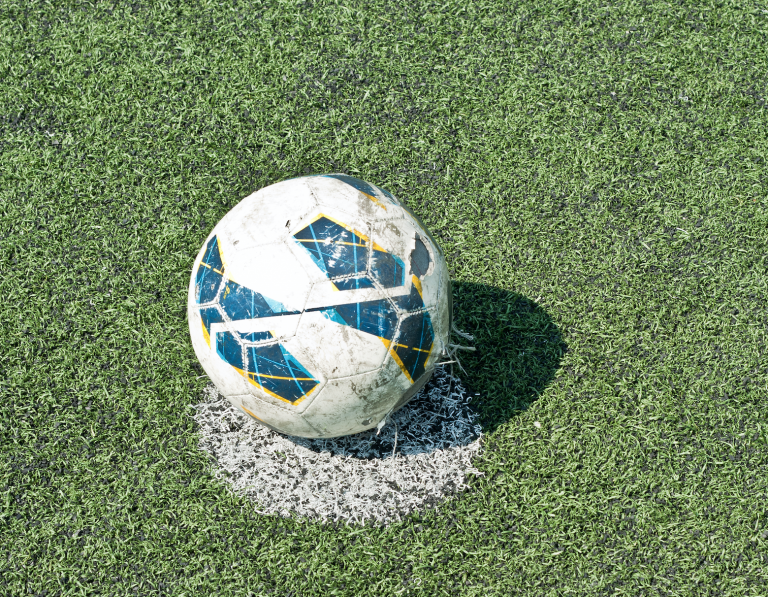 Mehr über den Artikel erfahren DFB - Fußball im Sportunterricht