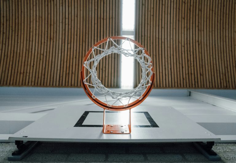 Mehr über den Artikel erfahren Konkrete Digi-Tipps für Sportlehrer:innen
